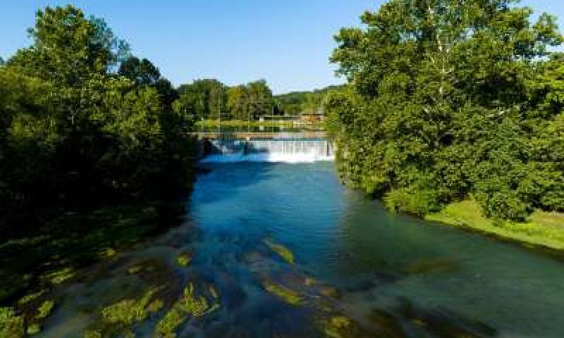 Mammoth Spring State Park